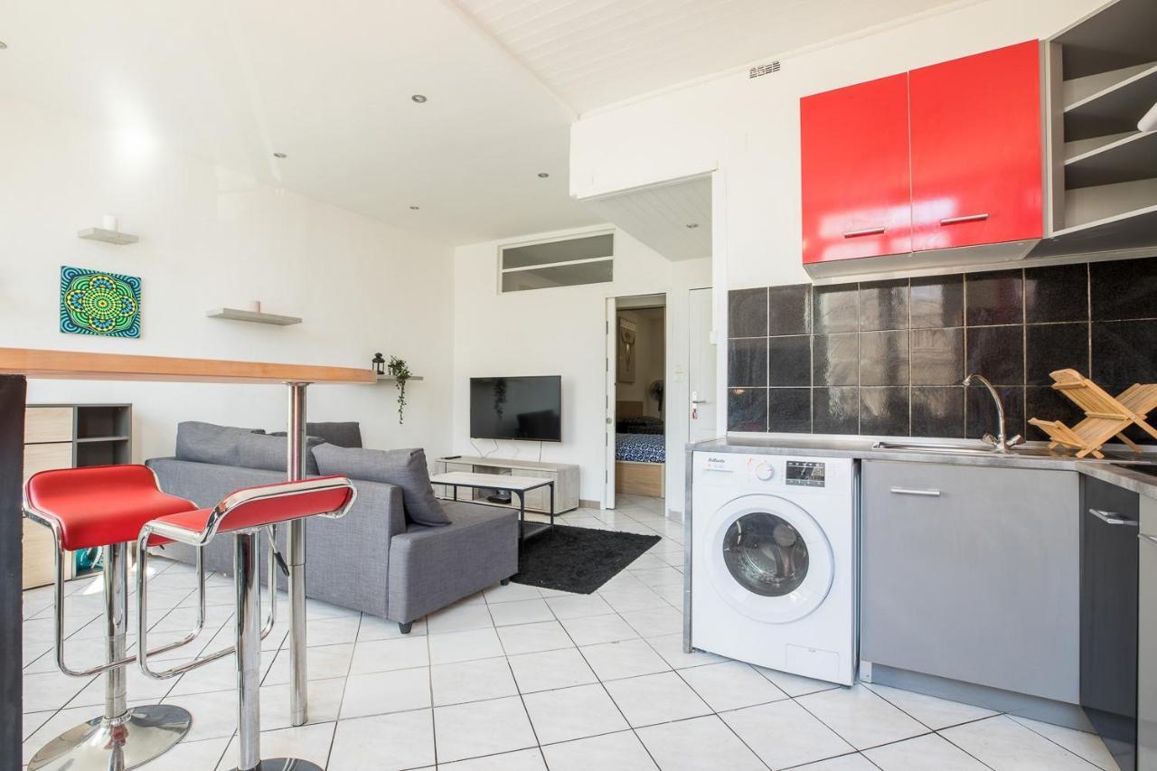 Ideally Placed To Visit Toulon + Bright Flat - Idealement Place Pour Visiter Toulon + Lumineux Exteriör bild