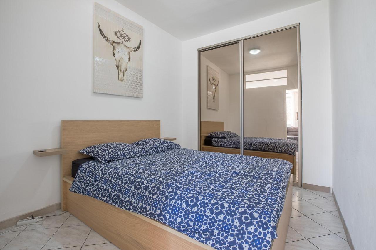 Ideally Placed To Visit Toulon + Bright Flat - Idealement Place Pour Visiter Toulon + Lumineux Exteriör bild